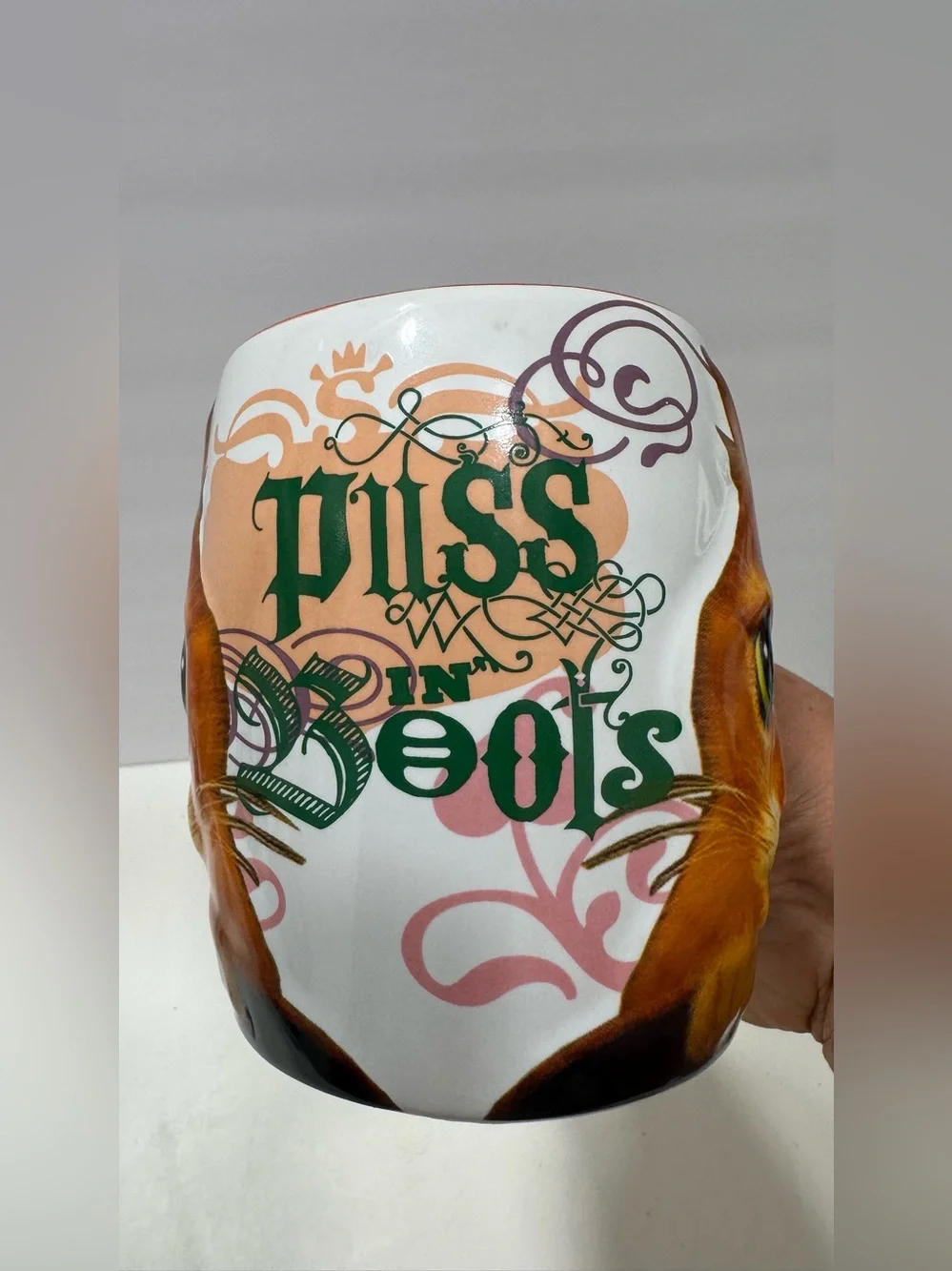 Universal Singapore Puss In Boots 3D Molded Shrek Mug Bright Cat Big Eyes 2010